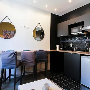 Appartement Le Grunge, T2 Hypercentre Chic Et Cosy, Wifi Par Sovalfi, Saint-Etienne (Loire)